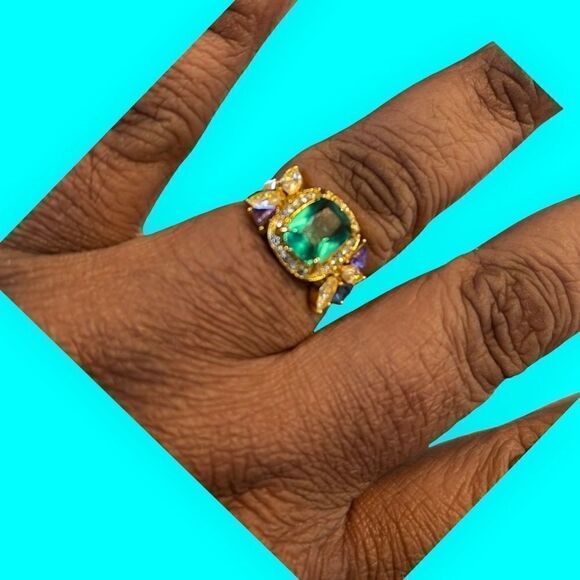 STUNNING 18KT YELLOW GOLD GREEN SAPPHIRE & TANZANITE ENGAGEMENT RING 6,8,9,10 - Picture 2 of 8